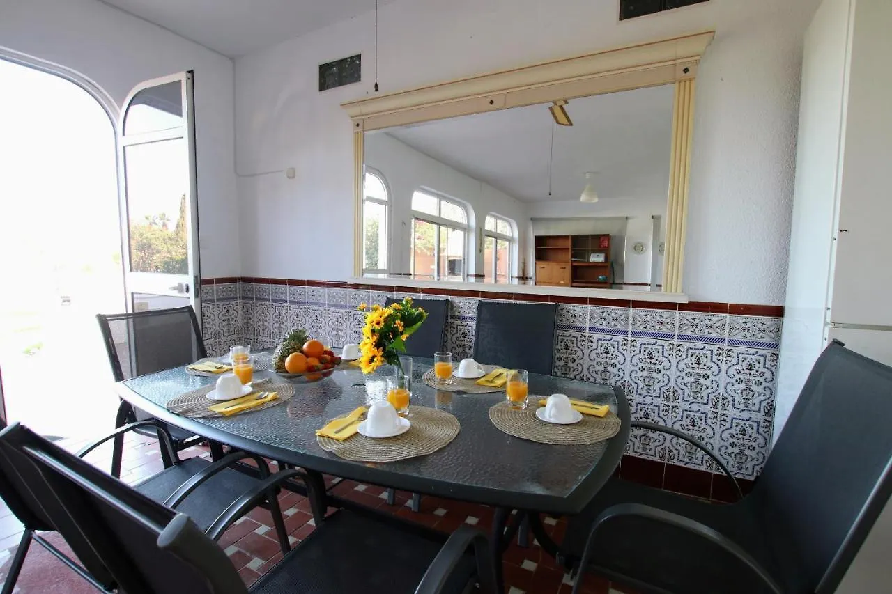 Tess Villa Azahara Alhaurín de la Torre 0*,  İspanya